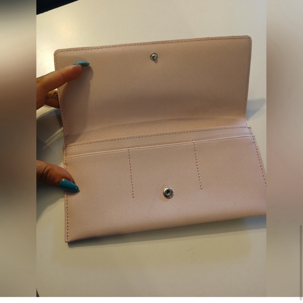 Kate Spade pink and red leather wallet. Rare and in great condition - Picture 10 of 15